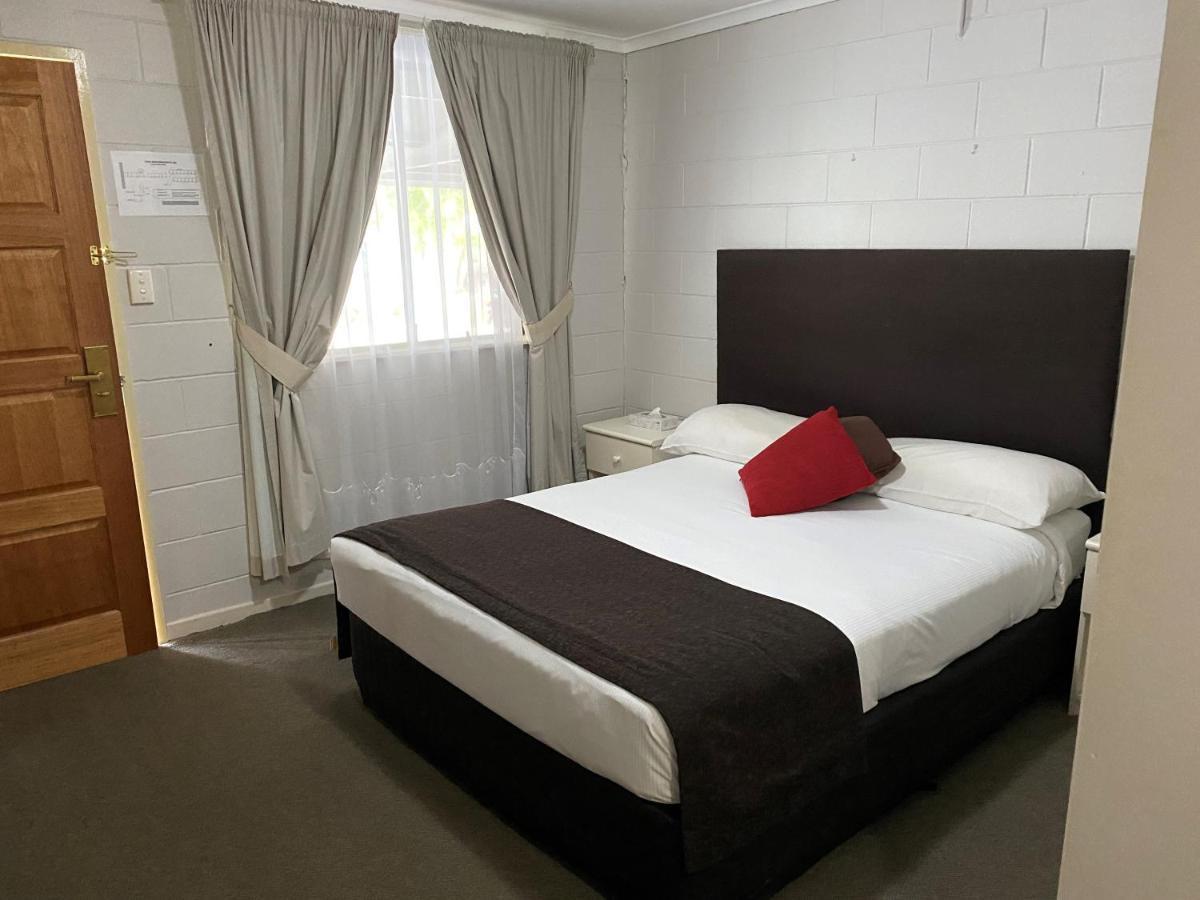 Puffers Inn Loganholme Kültér fotó