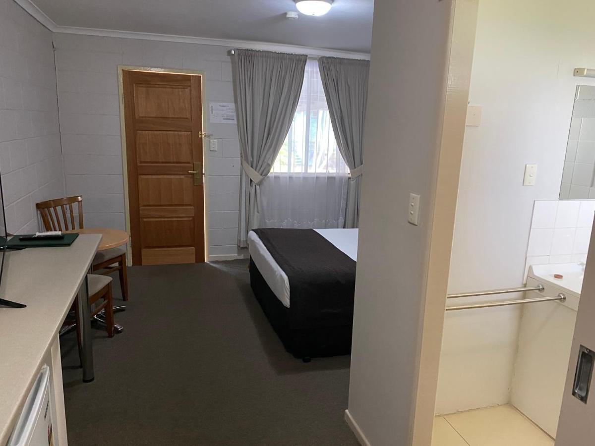 Puffers Inn Loganholme Kültér fotó