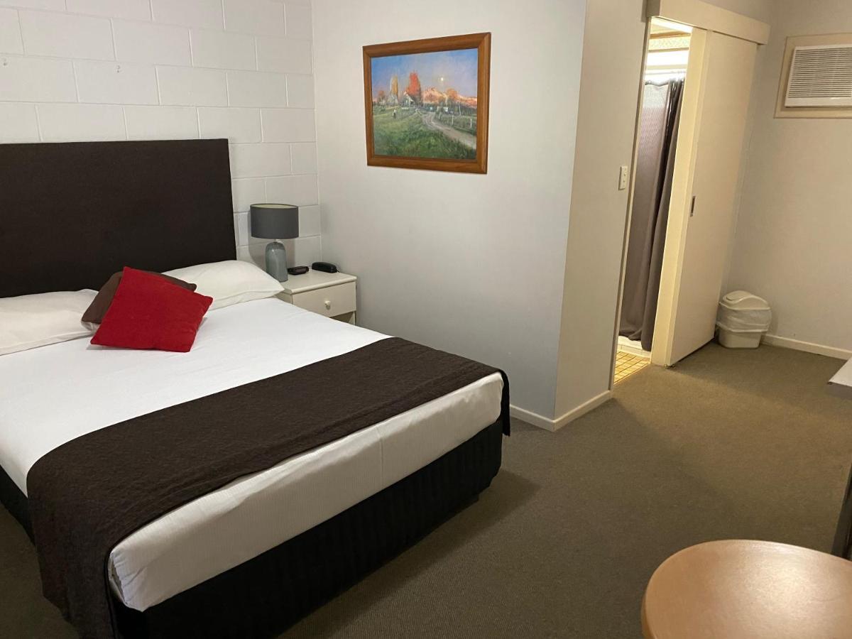 Puffers Inn Loganholme Kültér fotó
