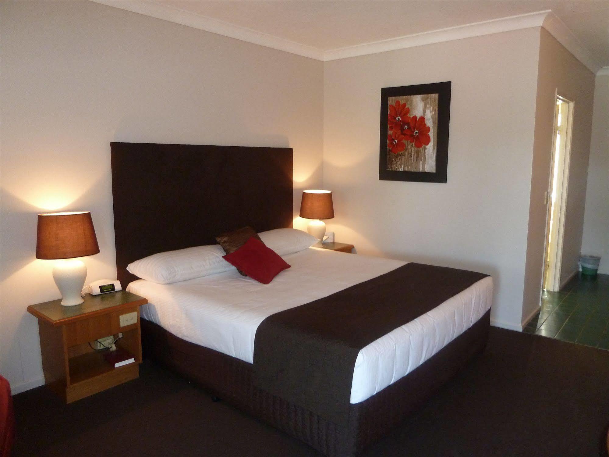 Puffers Inn Loganholme Kültér fotó