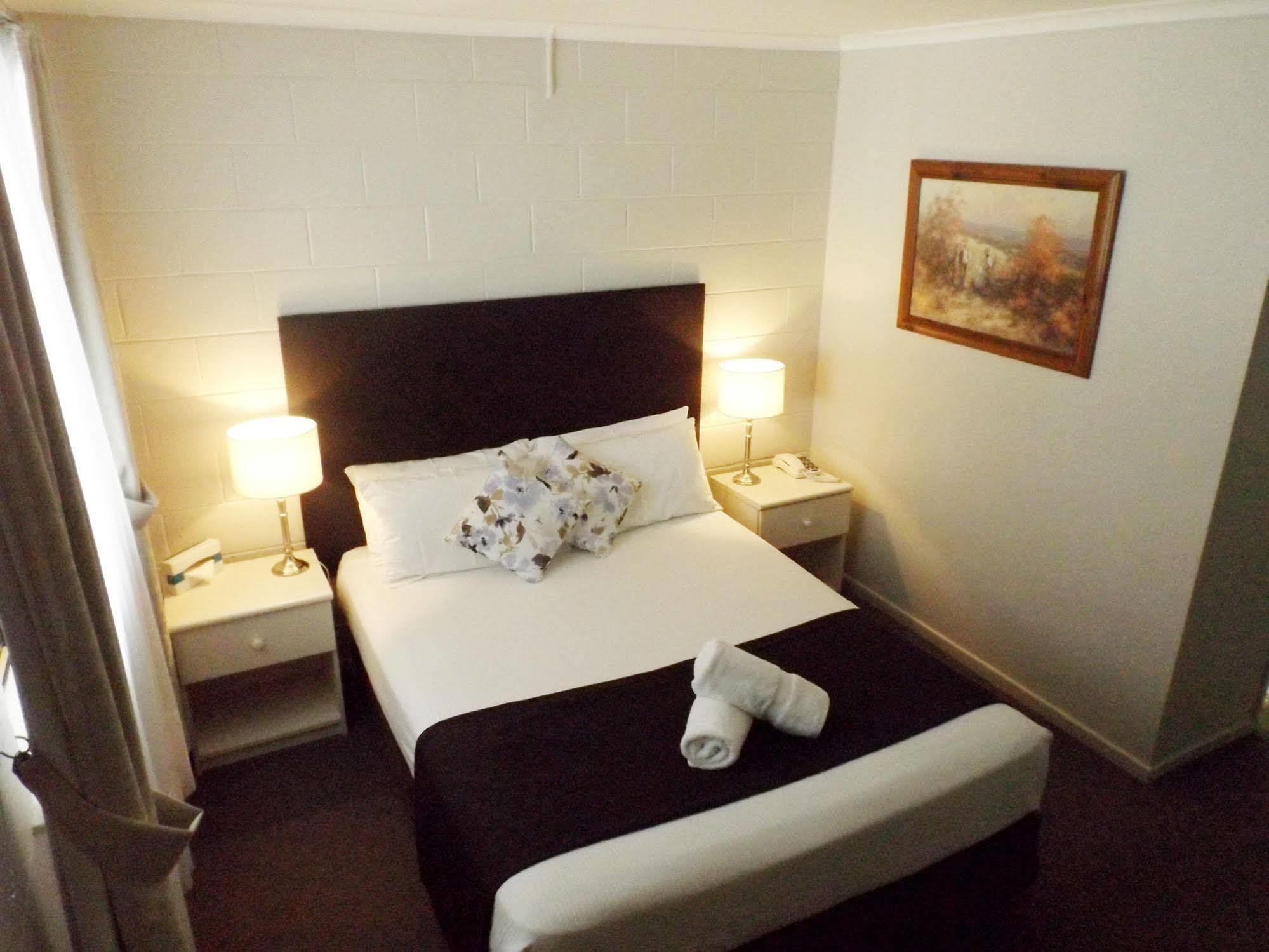 Puffers Inn Loganholme Kültér fotó